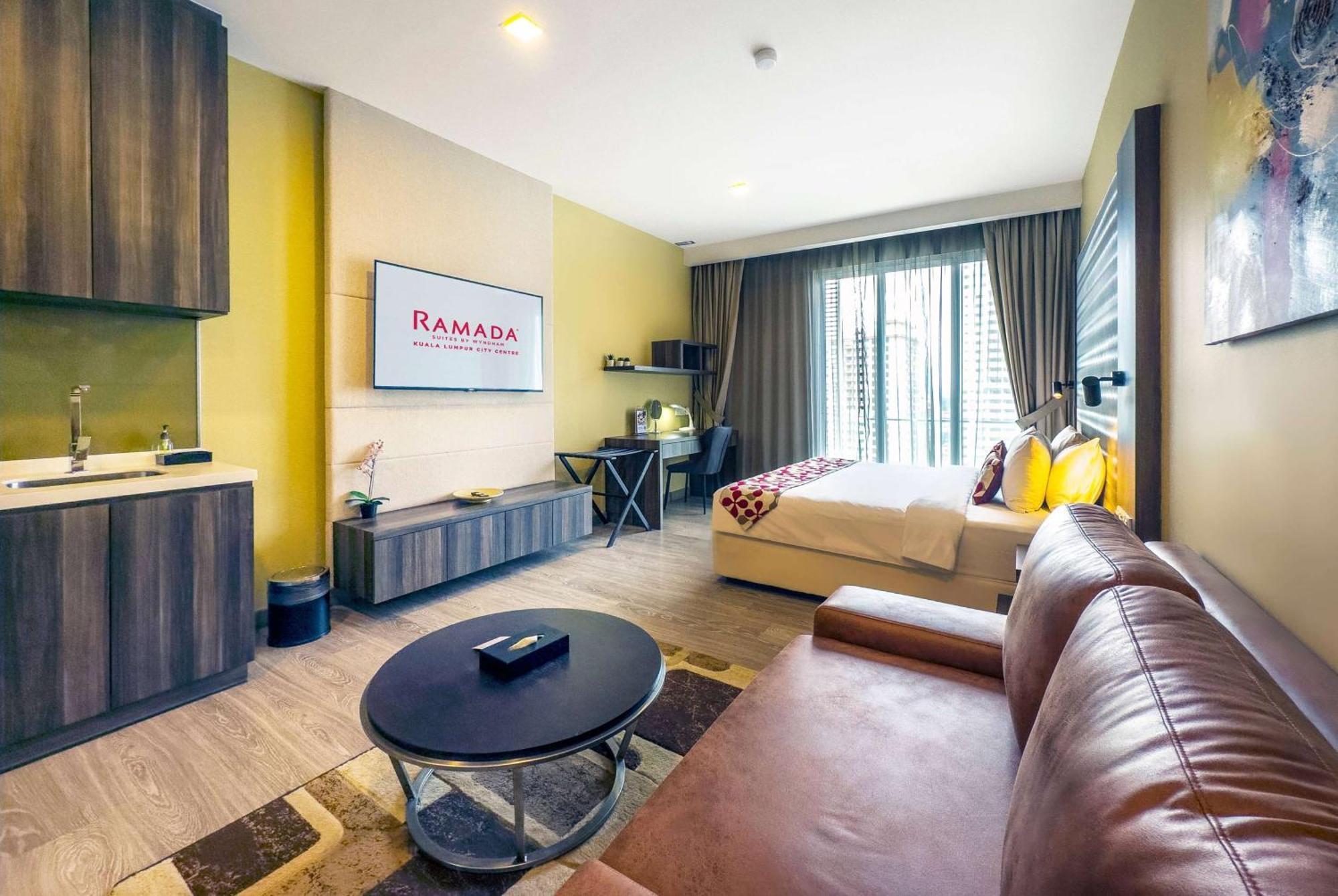 Ramada By Wyndham Centre